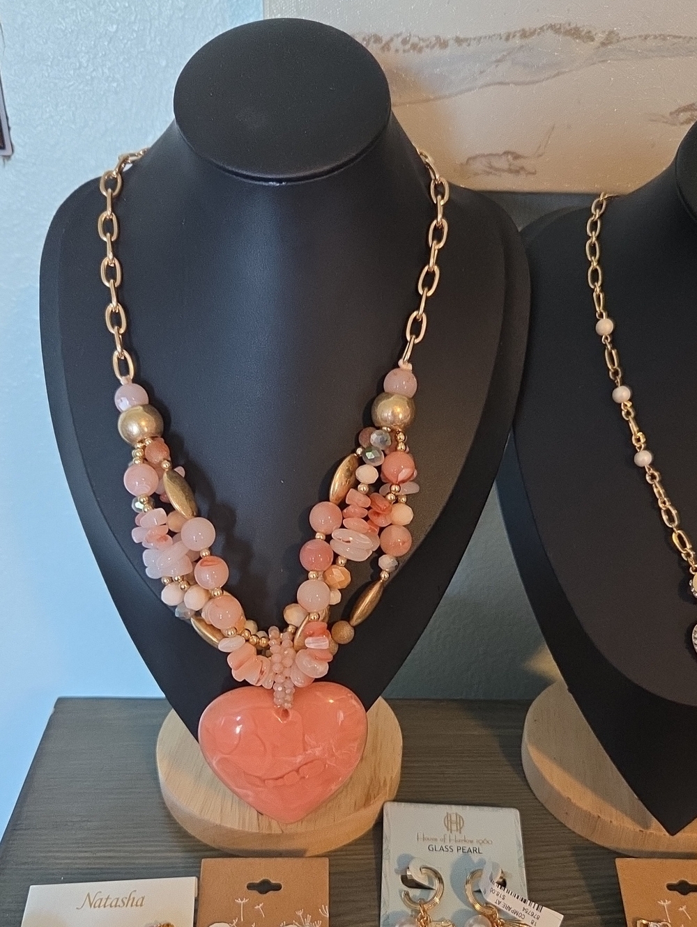 Peach/Pink and Gold Detail Stones Statement Piece Necklace.NWOT. Genuine Quartz.